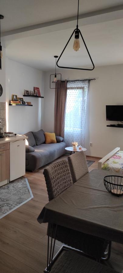 Apartments Magaza Сараево Стая снимка